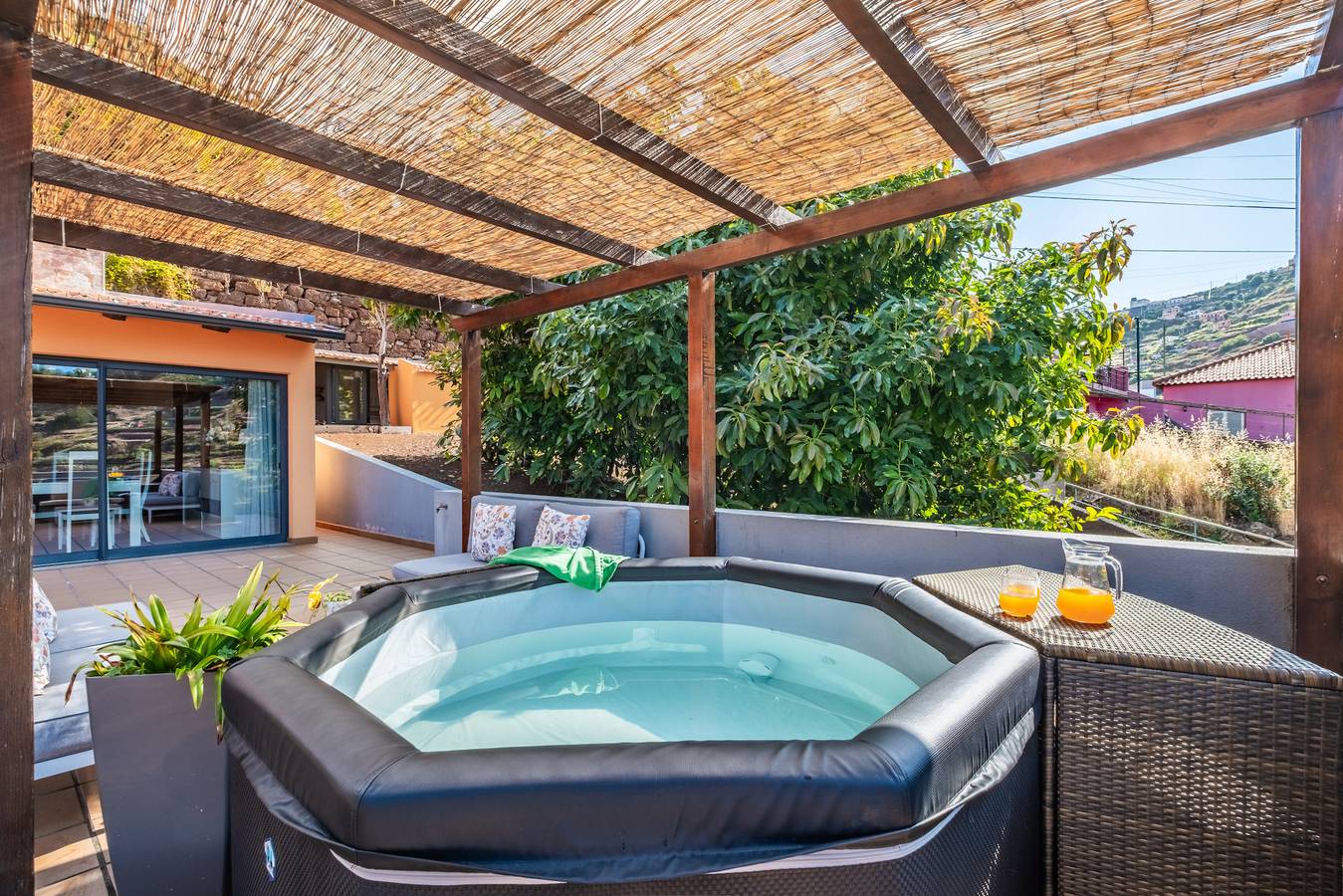 Quinta do Checa by Homie in Câmara de Lobos, Quinta Grande