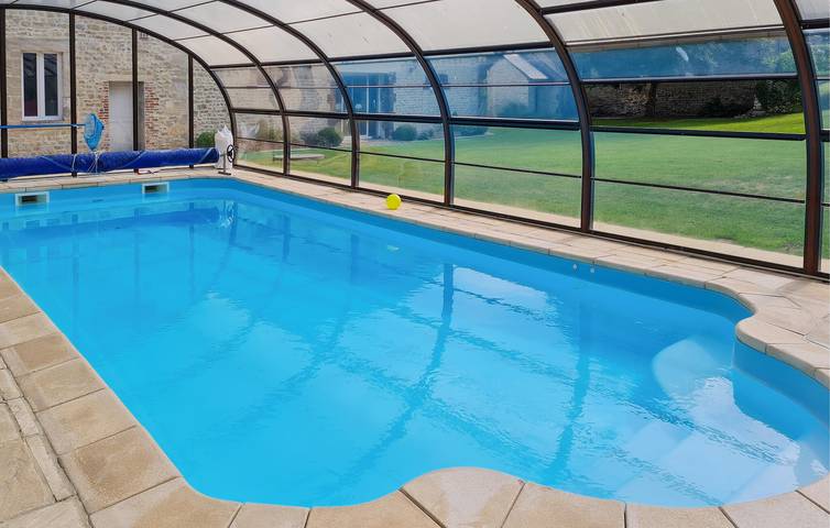 Location de vacances pour 6 personnes, avec jacuzzi et piscine ainsi que sauna et jardin à Rubercy - 2