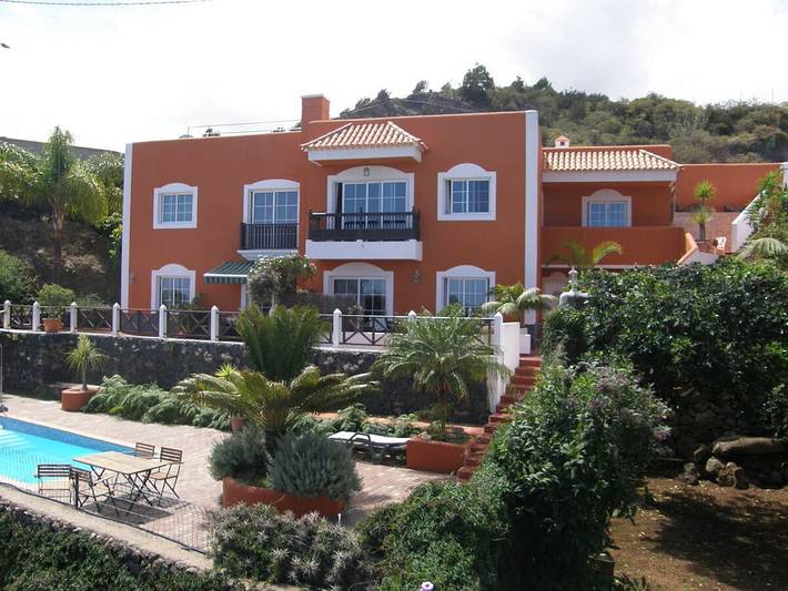 Chalet para 4 personas, con balcón - 1