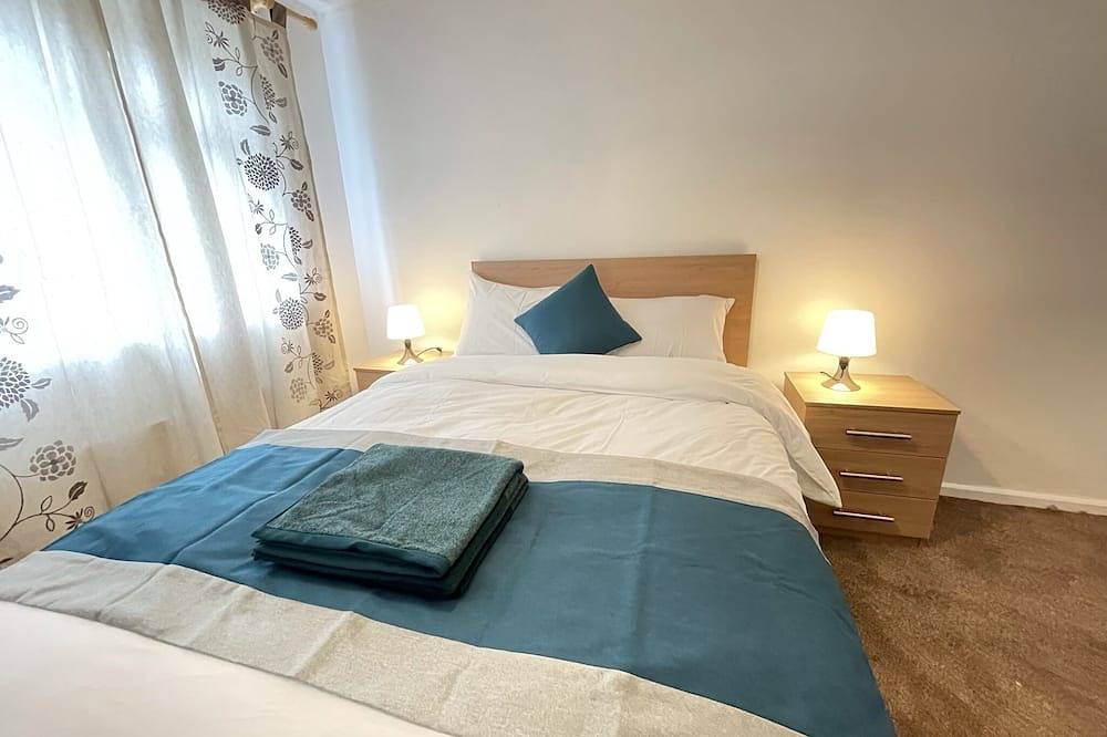 Eastside Professional Let - Durham in Durham, County Durham