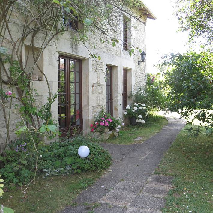Chambre d’hôte pour 5 personnes, avec piscine et jardin à Vienne (France) - 2