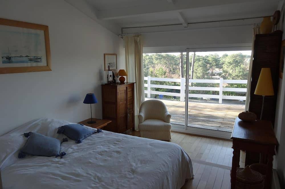 Pyla sur Mer Villa luxe 300 m plage. Vue mer Piscine chauffée Vélos Bateau Boule in Dune du Pilat, La Teste-de-Buch