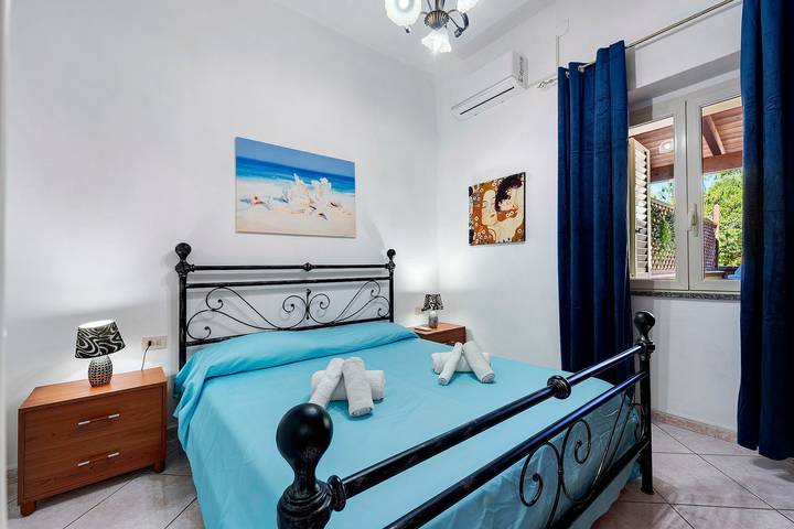 Holiday Home "Casa Barbara" with Air Conditioning and WiFi in Nebida, Iglesias