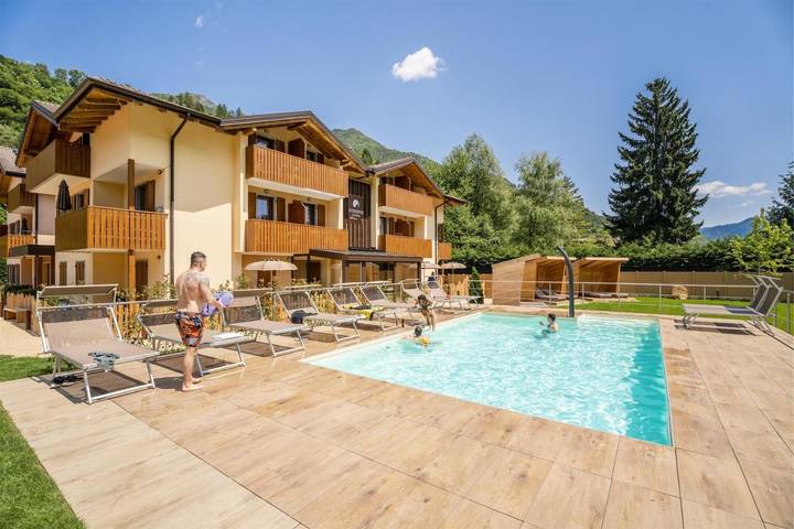 Ferienhaus für 5 Personen, mit Pool und Garten sowie Ausblick, mit Haustier