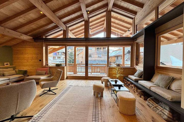 Gîte pour 16 personnes, avec sauna et balcon dans Office De Tourisme De Vars