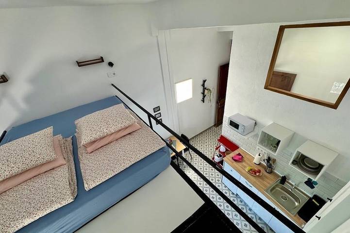 Apartamento entero, Estudio-Superior-Baño privado-Vista a la Ciudad in Ingenio, Gran Canaria Este