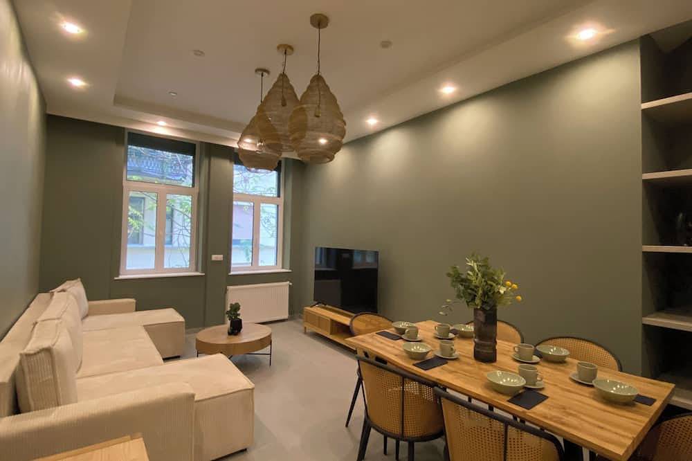 Apartamento entero, Unique 4-bedroom, 4-bathroom apartment in the heart of Budapest. in Budapest, Közép-Magyarország