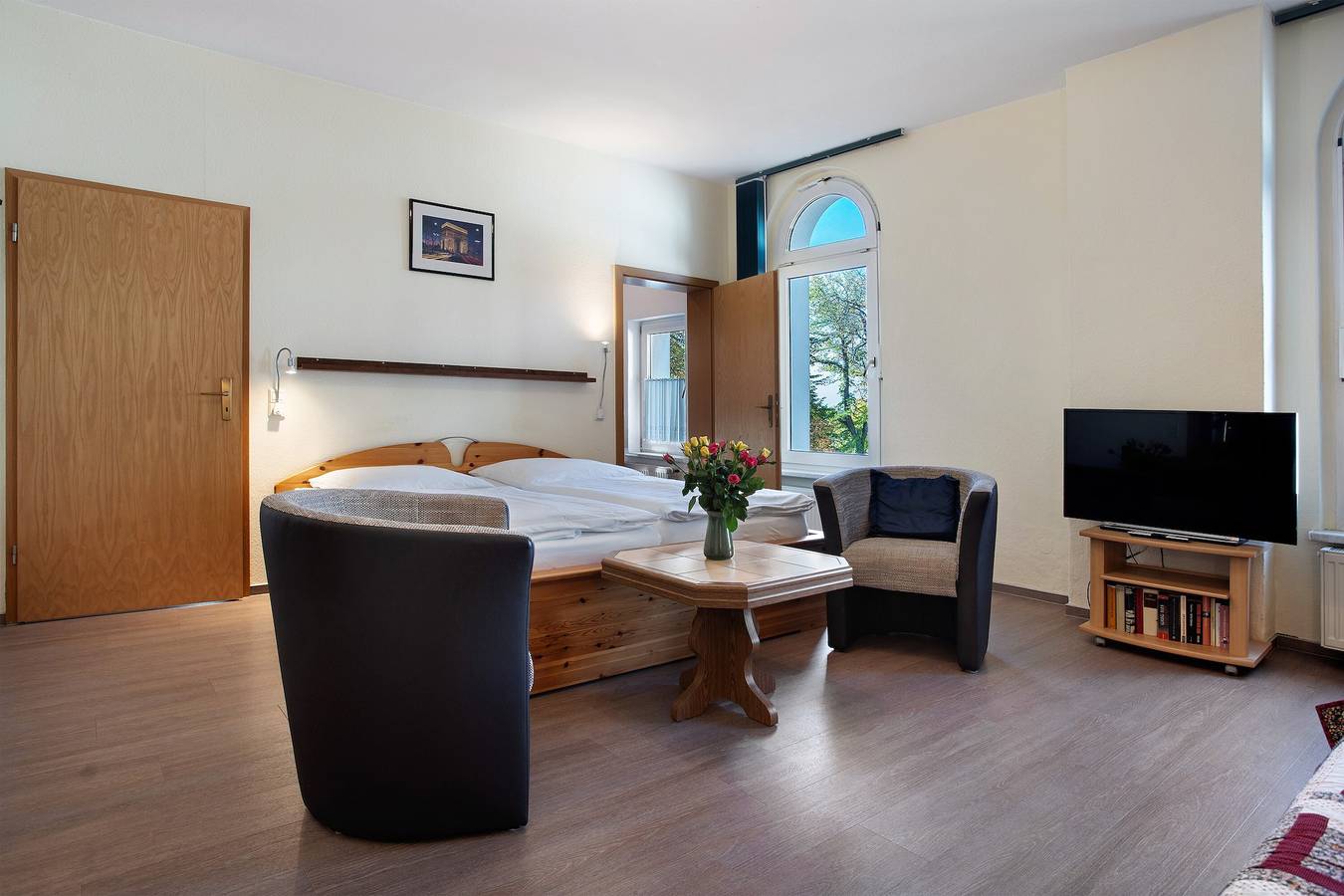 Ganze Wohnung, Ferienwohnung 'Fewo "An Der Kietzbrücke"' mit Seeblick, Gemeinschaftsgarten und Wi-Fi in Waren (Müritz), Müritz