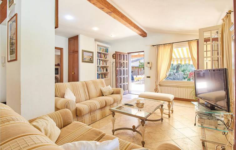 Appartamento vista mare con piscina e parcheggio - Imperia in Oneglia, Imperia