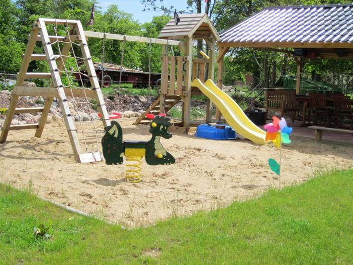 Ferienwohnung für 2 Personen, mit Garten und Ausblick in Alt Bukow