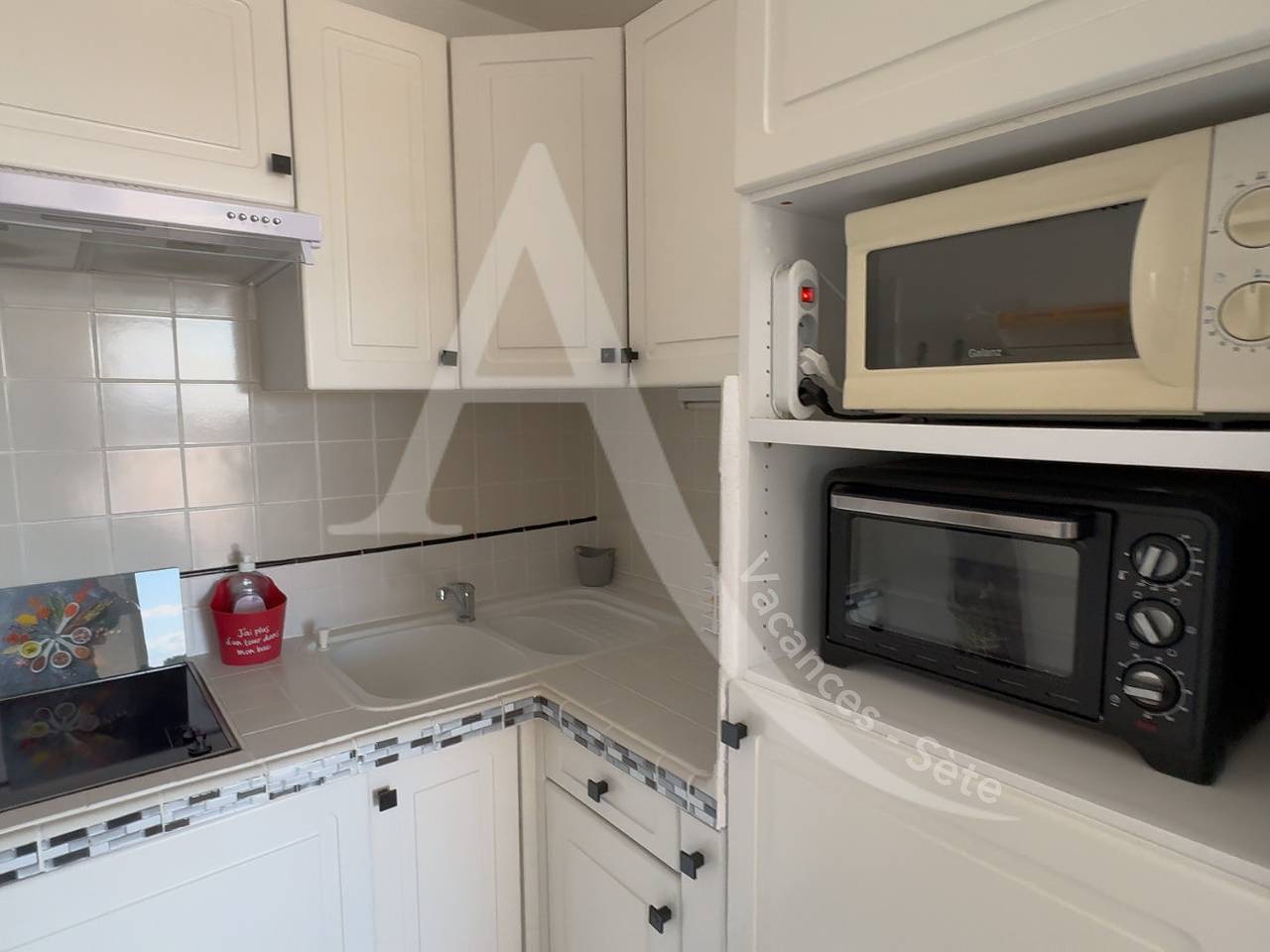 Apartamento entero, 106 / T2 Vue Mer Avec Parking Proche Plage in Sete, Côte d'Améthyste