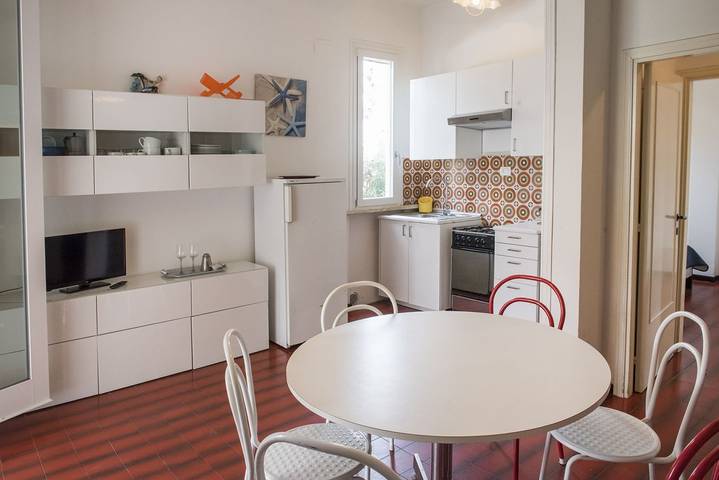 Apartamento entero, Apartamento de vacaciones para 6 personas con jardín in Marcelli, Numana