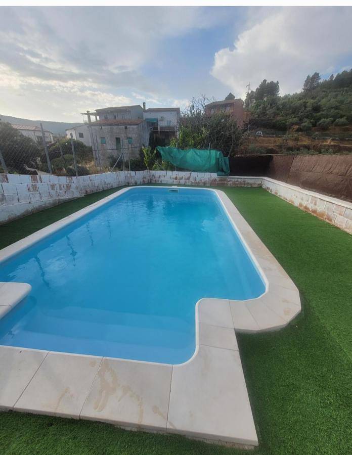 Casa rural para 10 personas, con Balcón y Terraza además de Jardín y Piscina en Las Hurdes - 2