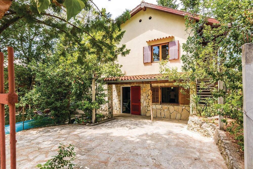 Cały apartament, Niesamowity apartament w Krusevo z Wifi in Donji Karin, Zadar