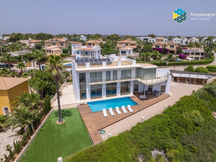 Villa für 8 Personen, mit Garten in Cala Pi