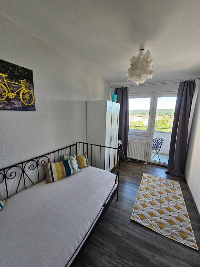Ferienwohnung für 4 Personen, mit Ausblick und Terrasse in Kaiserslautern - 3