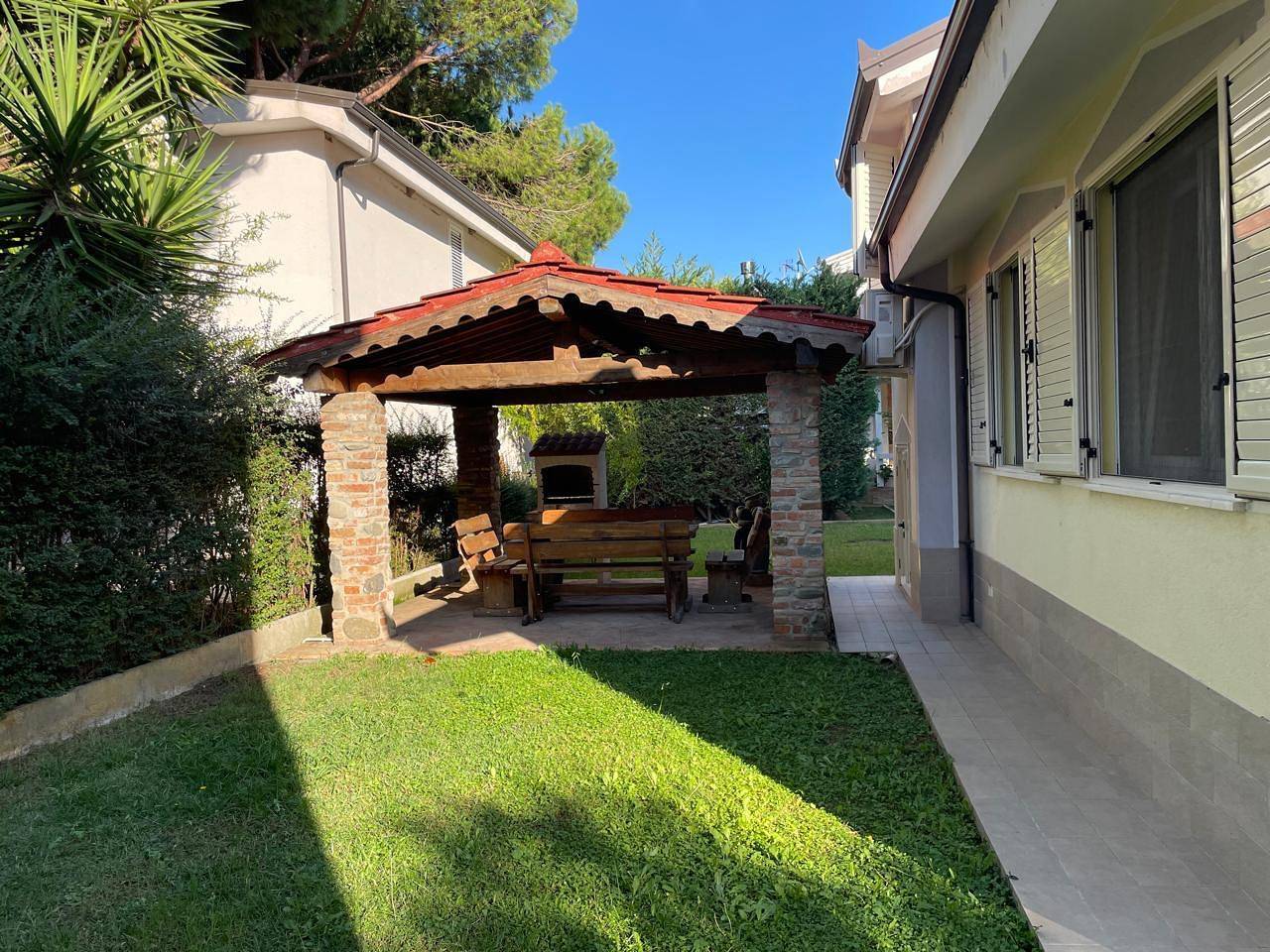 🏖️ Beach House for Rent in Gjiri i Lalzit! in Tiranë, Albanien