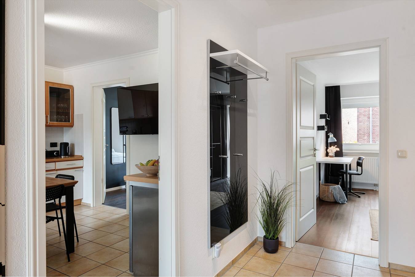 Ganze Wohnung, Apartment Rentaflat Appen 4 Schlafz. für 7 Pers. mit privater Terrasse, Garten & Wlan in Appen, Kreis Pinneberg