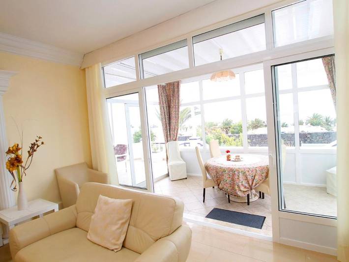 Chalet para 6 personas, con piscina además de jardín y vistas en Lanzarote - 4