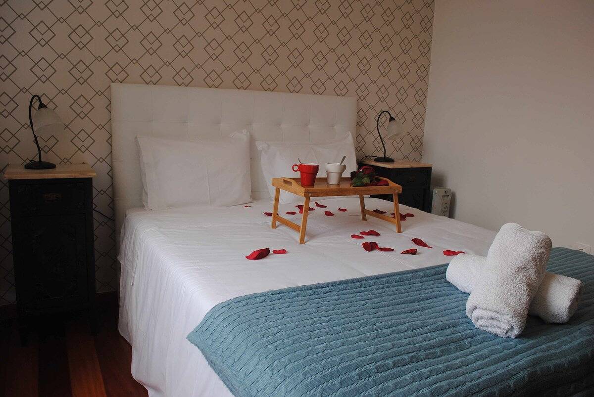 Guestready - Vila Rosa - Casa ristrutturata con vista sul mare in Lazareto, Funchal (Santa Maria Maior)