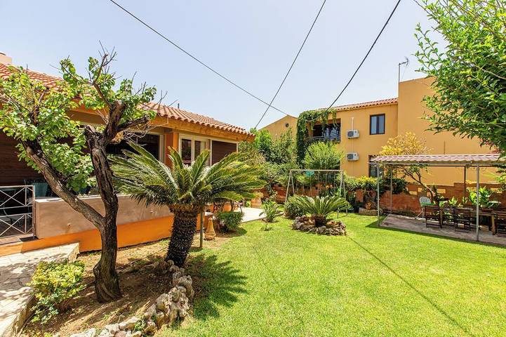 Ferienhaus für 5 Personen, mit Garten und Balkon