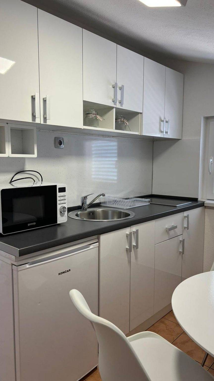 Ganze Ferienwohnung, Wohnung Violett in Okrug Gornji, Ciovo