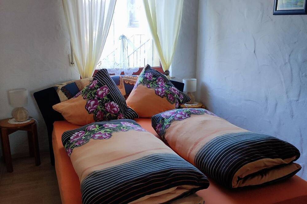 Ganze Wohnung, Ferienwohnung Waldblick - 4-Bett-Ferienwohnung Waldblick in Langenfeld, Osteifel