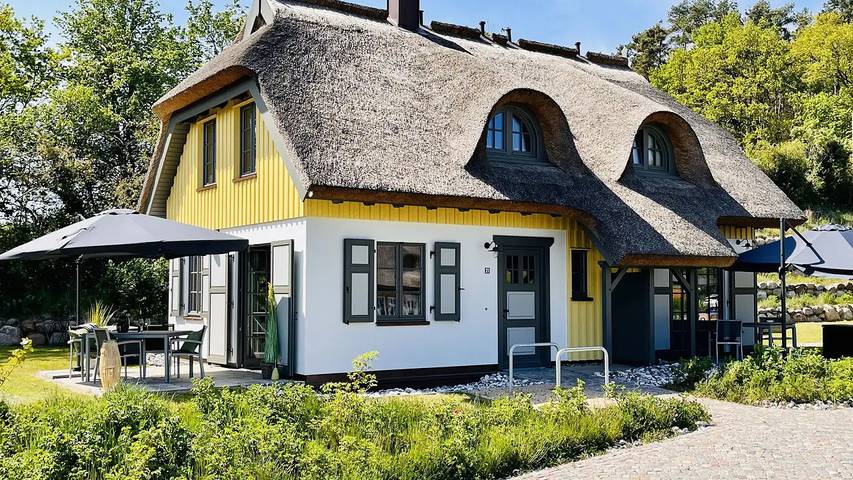 Ferienhaus für 4 Personen, mit Garten und Sauna sowie Terrasse, mit Haustier