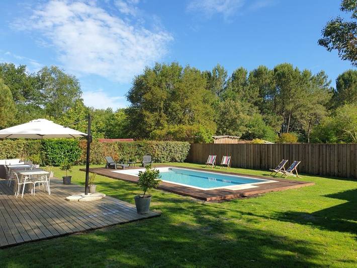 Chambre d’hôte pour 2 personnes, avec vue ainsi que jardin et piscine à Sainte-Eulalie-en-Born - 4