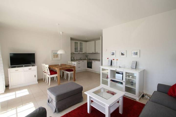 Ferienwohnung für 4 Personen, mit Terrasse und Garten in Nienhagen - 2