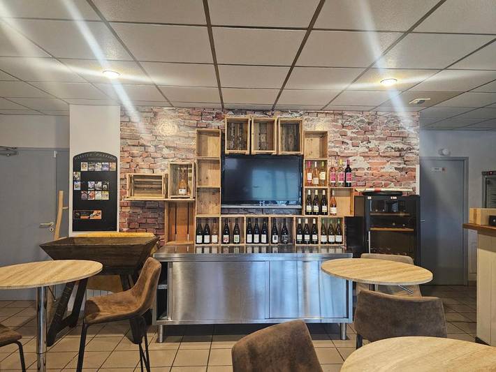 Hôtel pour 2 personnes, avec terrasse dans Lac de la Raviège