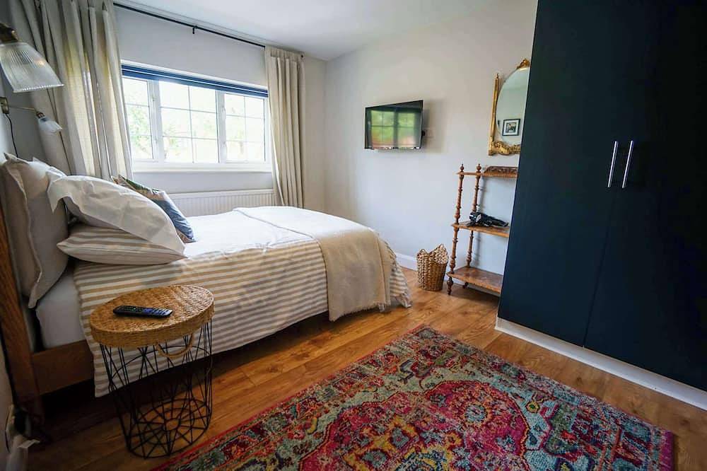 Beautiful 2 Bed Home with Spacious Garden in Stevenage, Hertfordshire