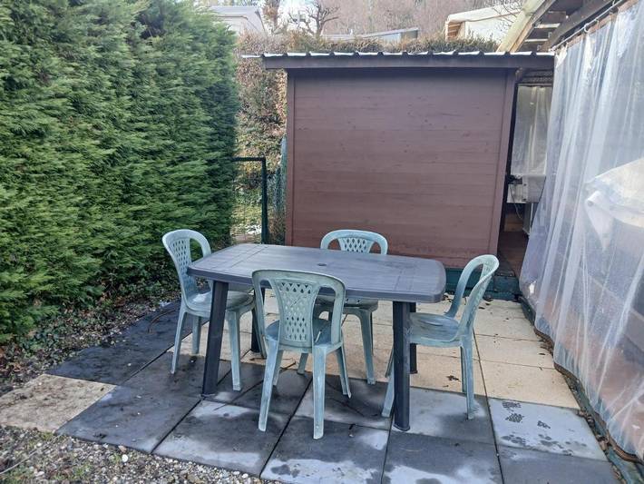 Location de vacances pour 6 personnes, avec jardin ainsi que terrasse et piscine à Novalaise - 4