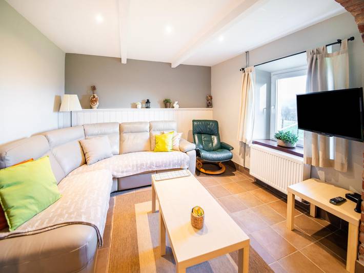 Gîte pour 8 personnes, avec terrasse ainsi que jardin et sauna à Vielsalm