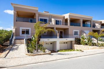 Villa für 8 Personen in Santa Maria, São Gonçalo de Lagos, Bild 1