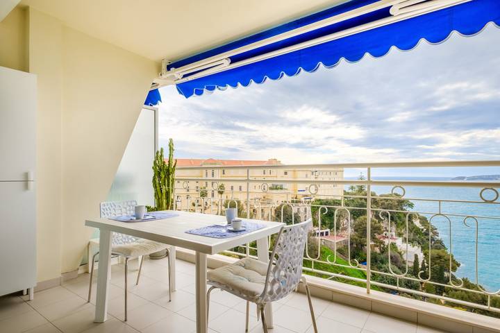 Location de vacances pour 2 personnes, avec jardin à Cap-d'Ail