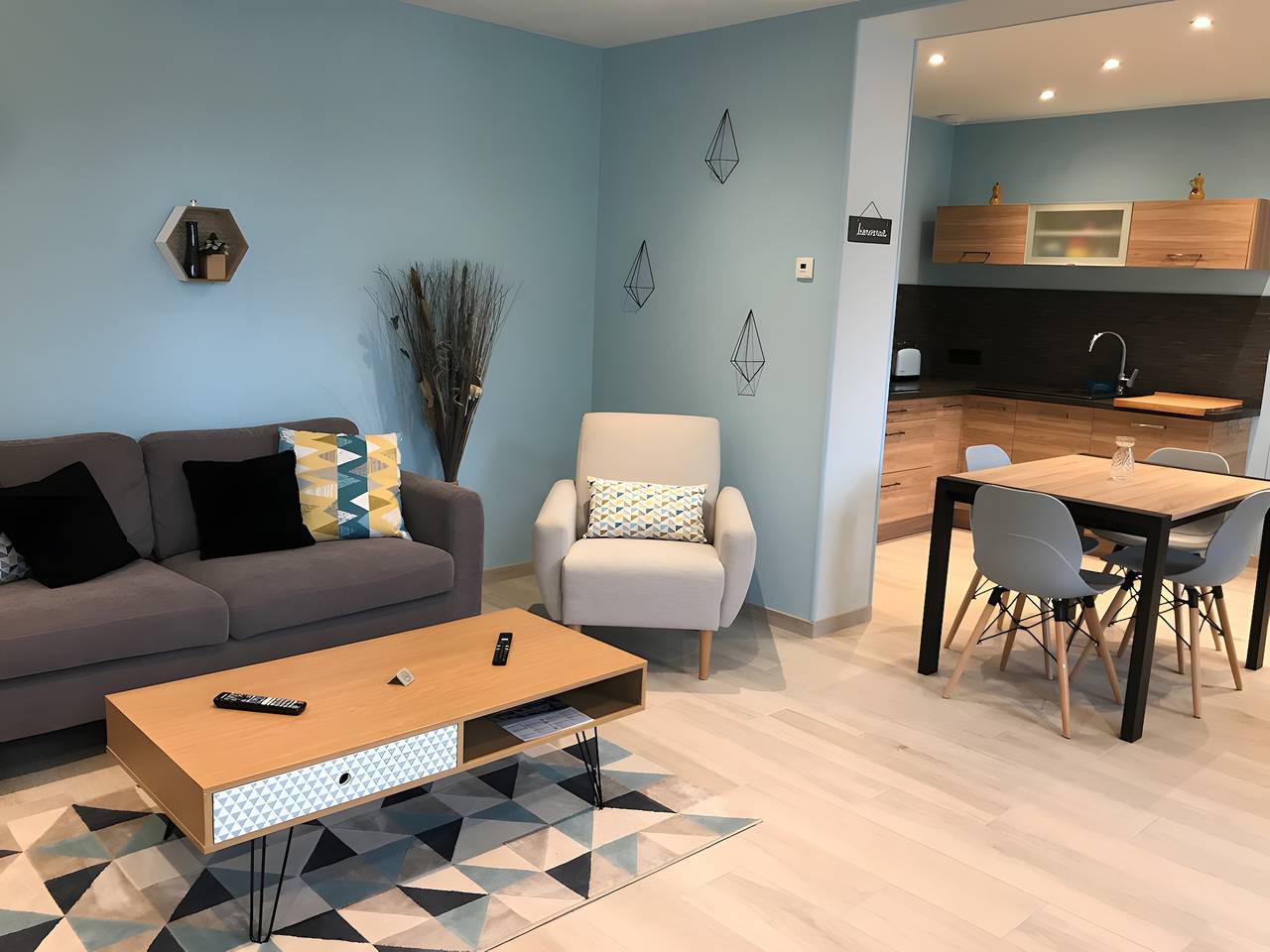 Maison de vacances 'Gîte Au 24' avec terrasse privée, Wi-Fi et climatisation in Villiers-Louis, Yonne