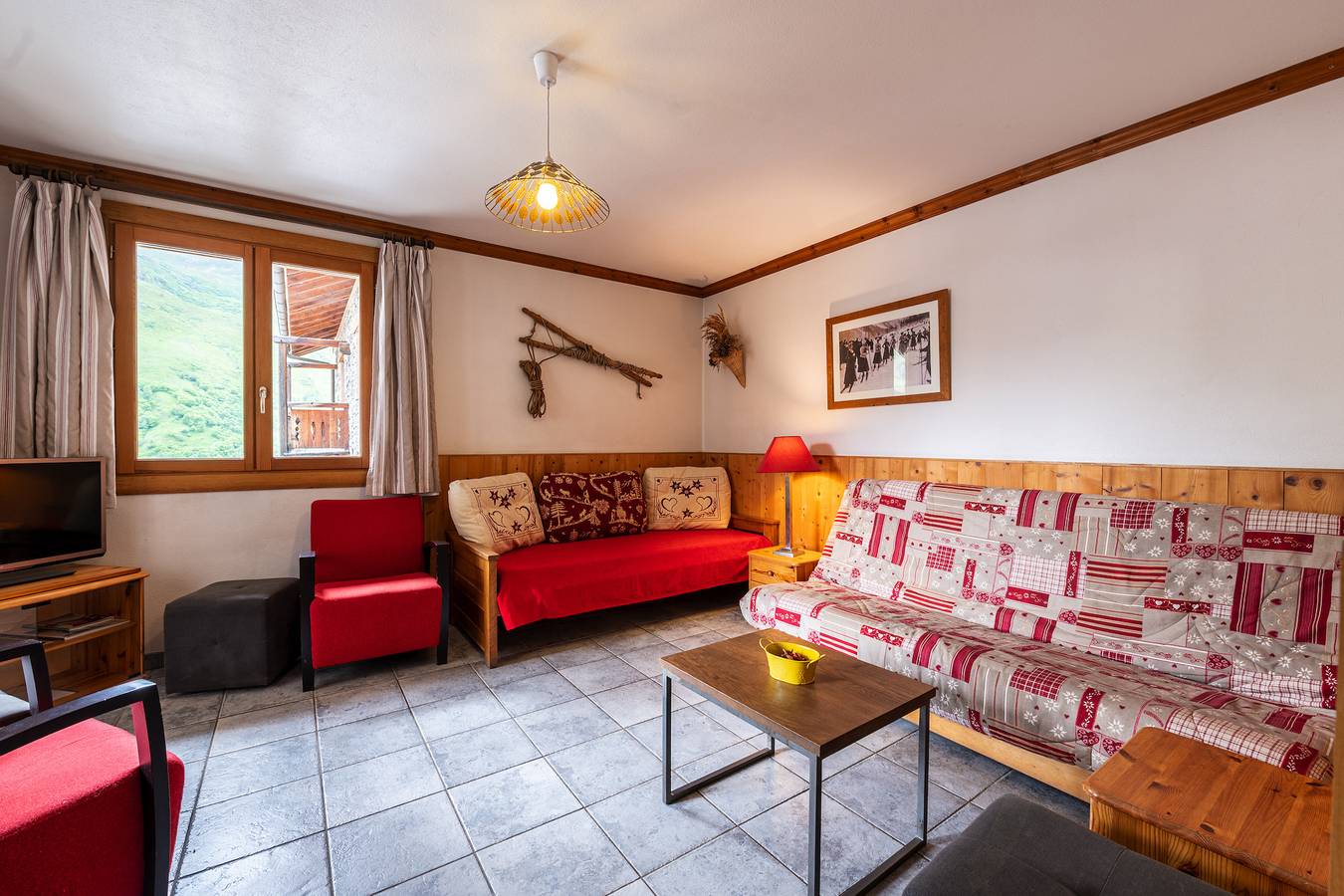 Geheel appartement, Appartement 'Chalet Le Choucas N°2' met Uitzicht op de Bergen, Balkon en Wi-Fi in Les Menuires, Saint-Martin-de-Belleville