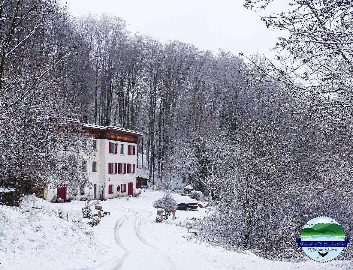 Appartement entier, Domaine L'Impératrice in Plombières-les-Bains, Parc naturel régional des Ballons des Vosges
