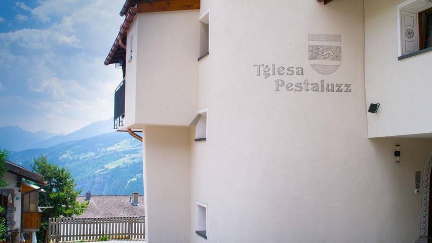 Ferienhaus für 20 Personen, mit Sauna und Balkon