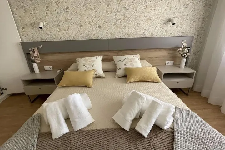 Apartamento de vacaciones para 8 personas, con vistas y terraza - 1