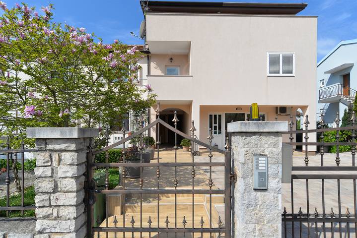 Ferienwohnung für 3 Personen, mit Balkon in Porec und Umgebung - 3