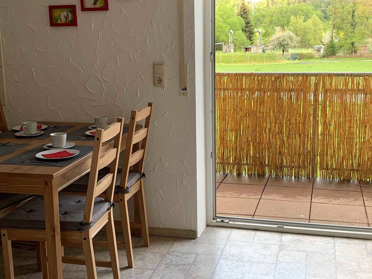 Ganze Ferienwohnung, Ferienwohnung Pusteblume - 2 Schlafzimmer, Küche, Wohnzimmer, Bad, Balkon in Affoldern, Edertal