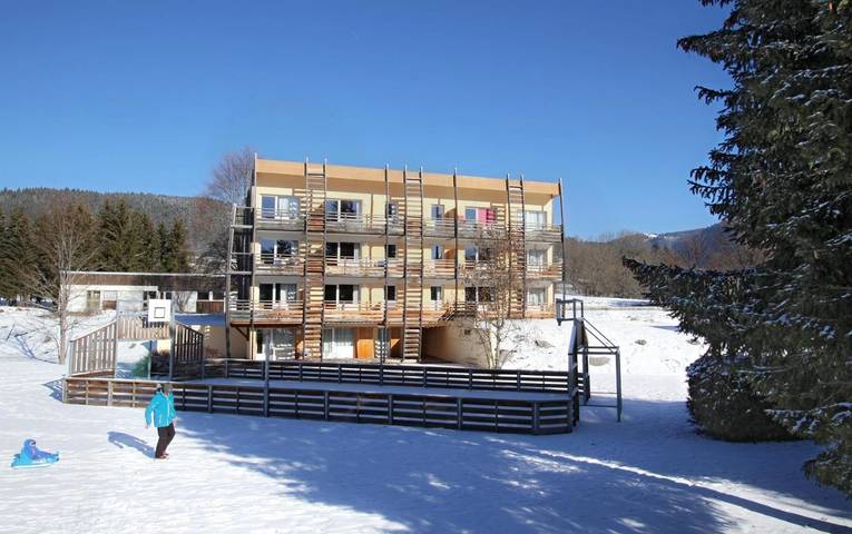Appart’hôtel pour 4 personnes, avec terrasse et piscine
