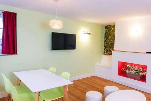 Ganze Wohnung, Studio in Lisieux, Lisieux und Umgebung