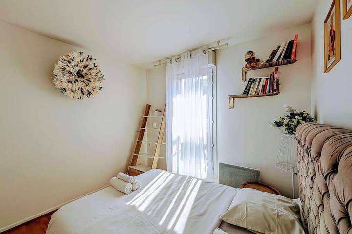 Apartamento entero, Chic and comfortable apartment with parking in Asnières-sur-Seine, Altos del Sena