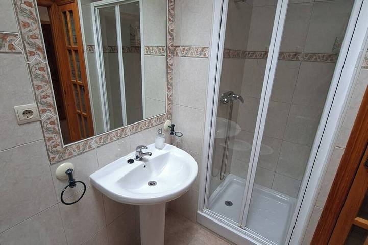 Entire apartment, Ático de Montaña en Biescas. Ideal Para Familias o Parejas in Biescas, Aragonese Pyrenees