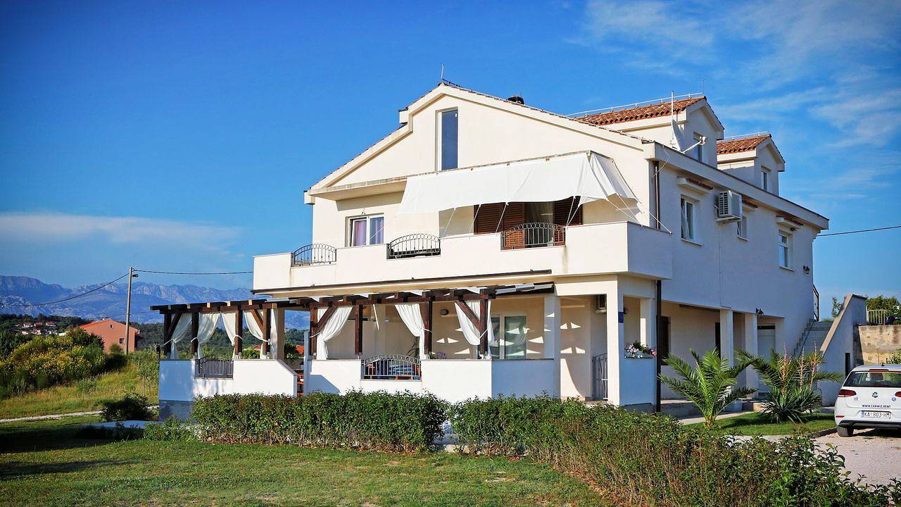 Ganze Ferienwohnung, Ferienwohnung für 8 Personen (100 m²) in Ljubač in Ljubac, Zadar