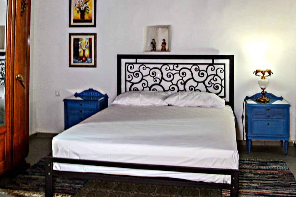 Traditionelles Dorfhaus mit einem Schlafzimmer in Lasithi