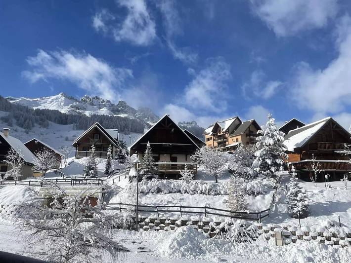 Gîte pour 6 personnes, avec vue à Réallon - 3